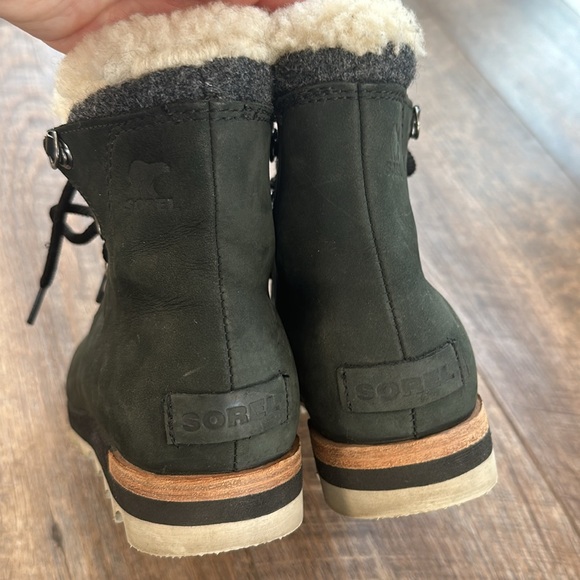 Sorel 💚 Black Sneakchic Alpine bootie - Picture 8 of 14